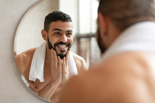 Kit pousse barbe : boostez la croissance de votre barbe facilement